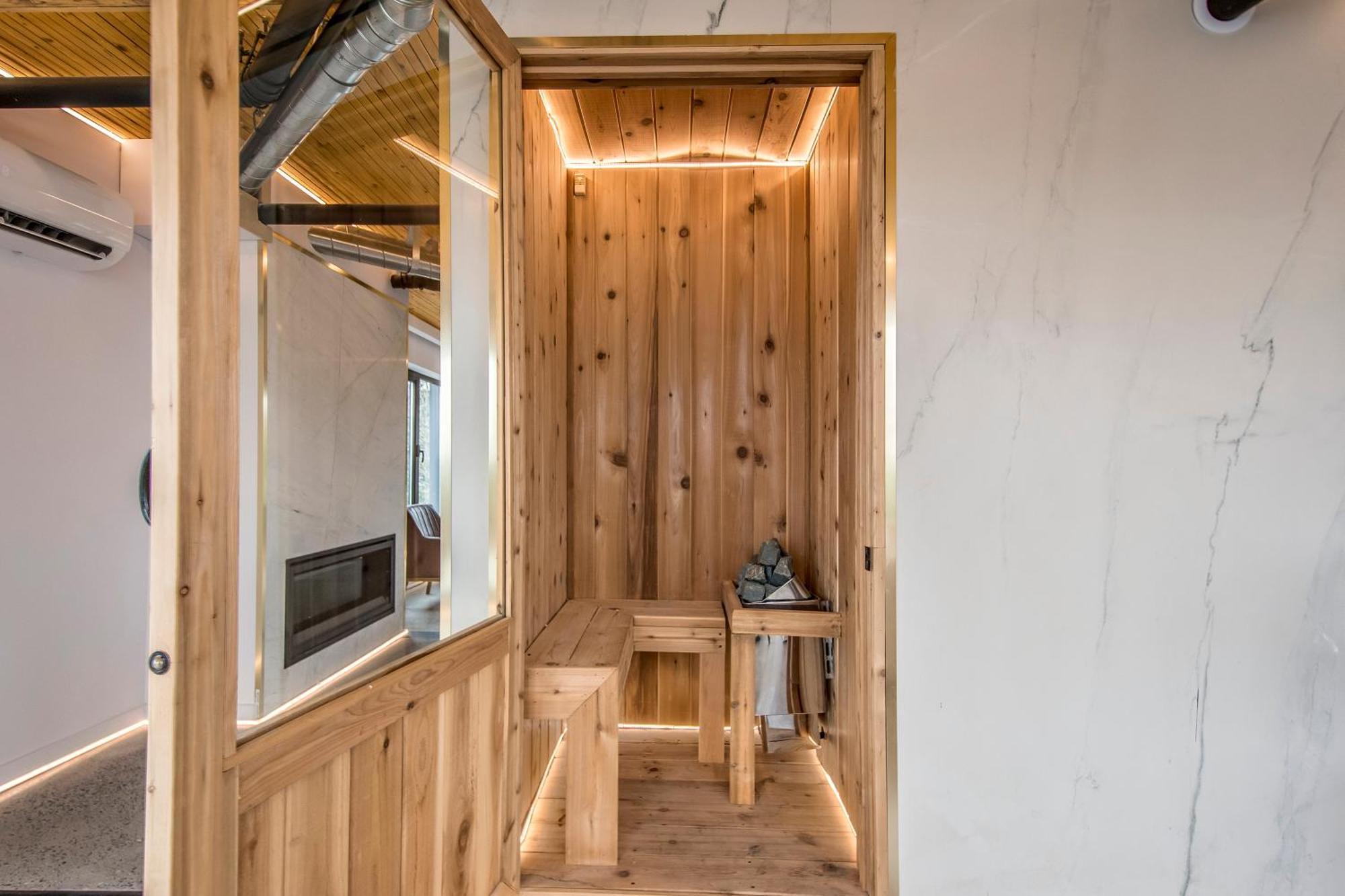 The Halifax Rooftop - Cozy Spa B&B Exterior foto